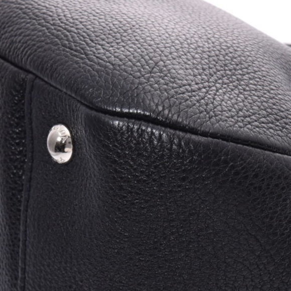 Prada black leather shoulder bag - Picture 7 of 12